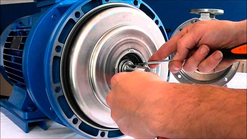 Điều chỉnh lưu lượng bơm lưu tâm